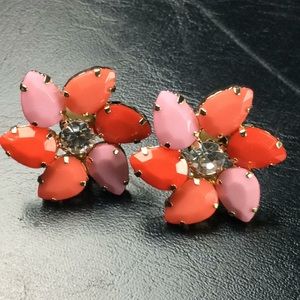 NWT Fun Flower CLIP Earrings Orange